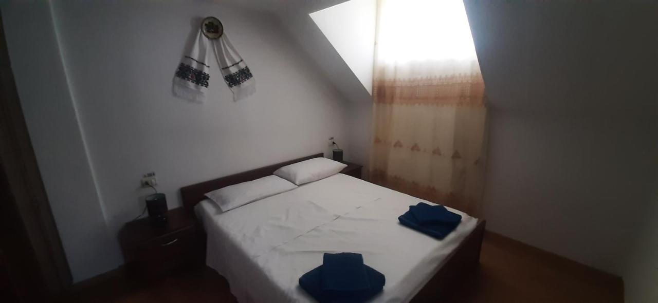 Cazare Luxandra Borşa Quarto foto